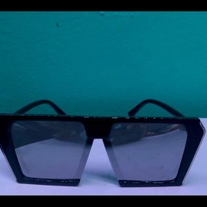Black Mirrored Oversized Sunglasses